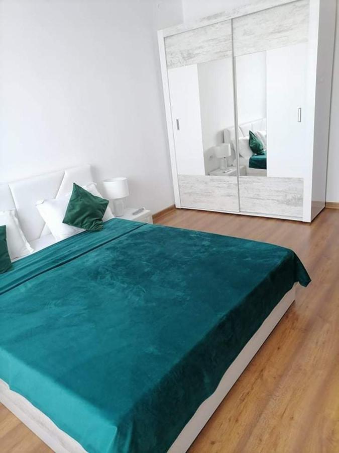 Casa Regala Ear Hotel Крайова Екстериор снимка